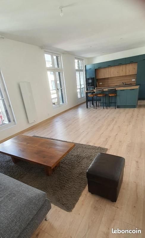 Appartement à louer, 73m², Tours