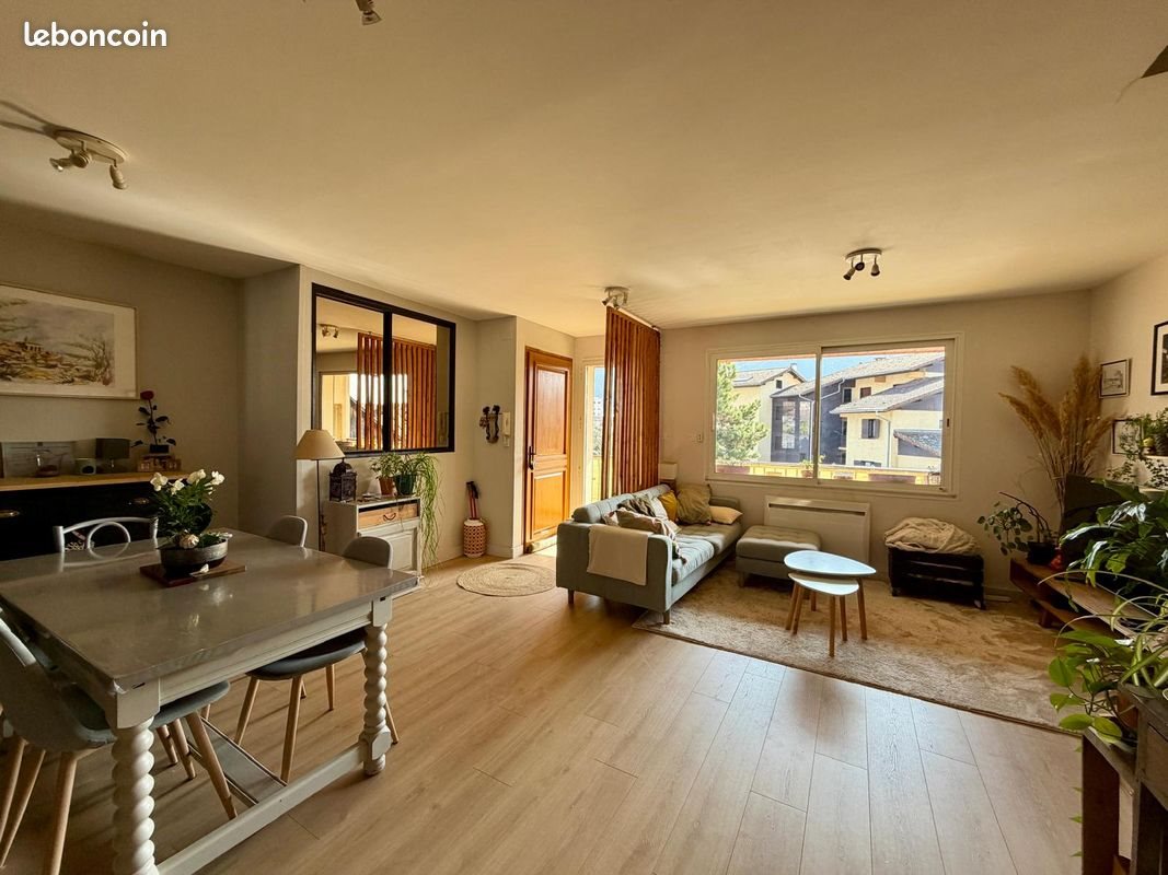 Appartement à vendre, 67m², Albertville