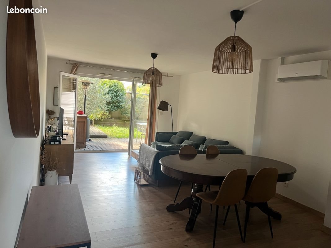 Appartement à louer, 71m², Sathonay-Village
