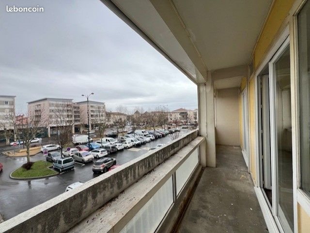 Appartement à louer, 72m², Jassans-Riottier