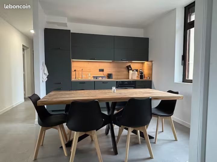 Appartement à louer, 85m², Valréas