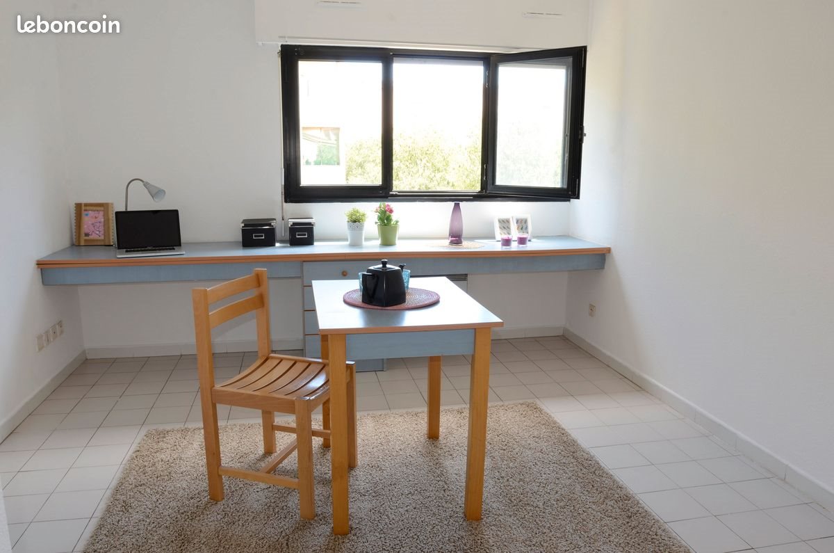Appartement à louer, 18m², Nîmes