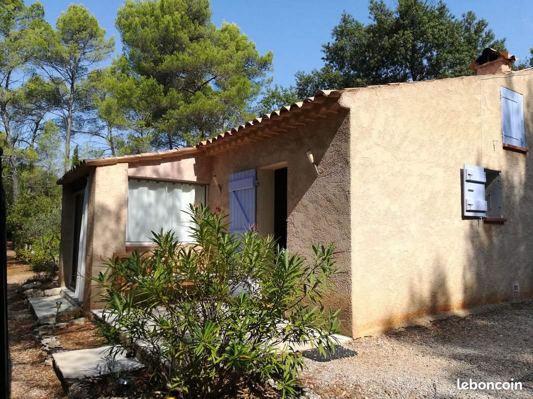Maison à louer, 45m², Entrecasteaux