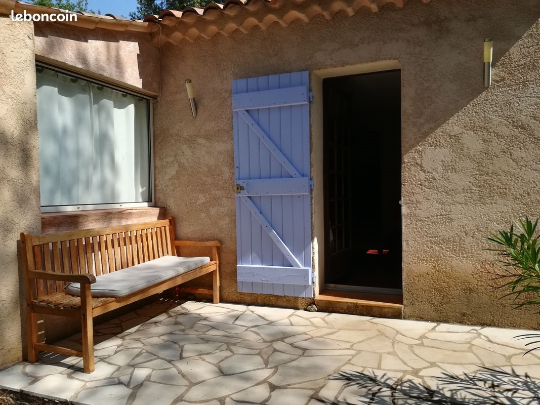 Maison à louer, 45m², Entrecasteaux