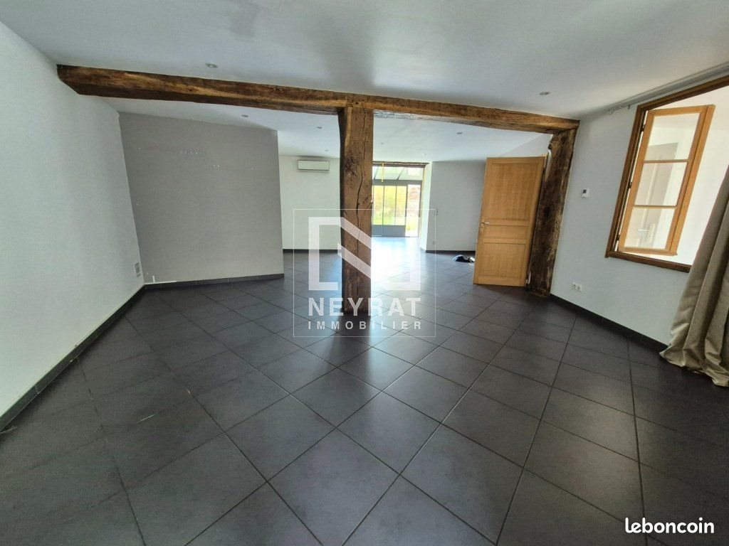 Appartement à louer, 100m², Autun