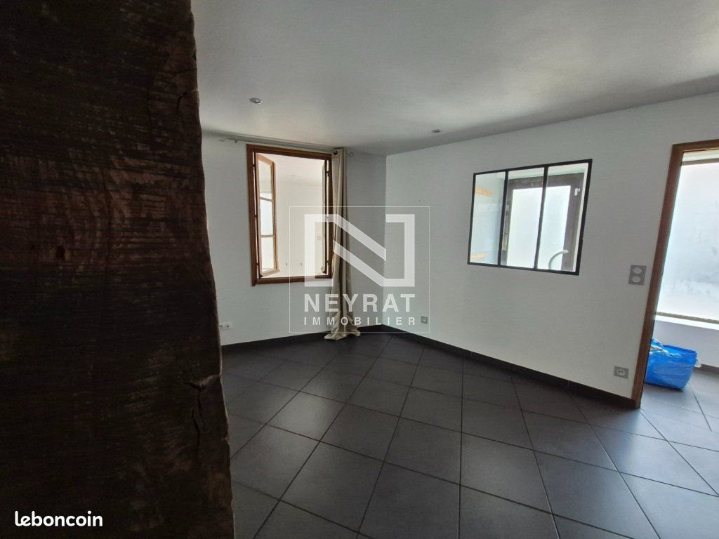 Appartement à louer, 100m², Autun