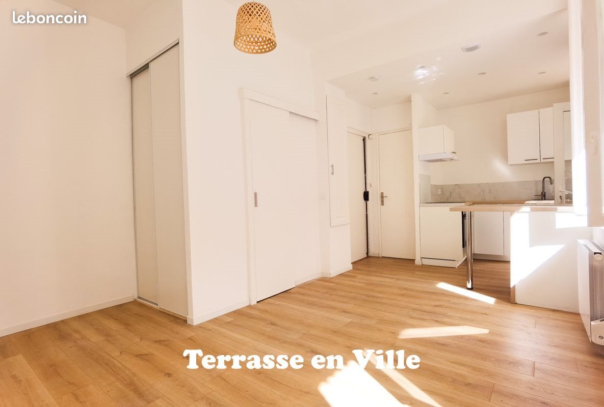 Appartement à louer, 25m², Marseille 5ème