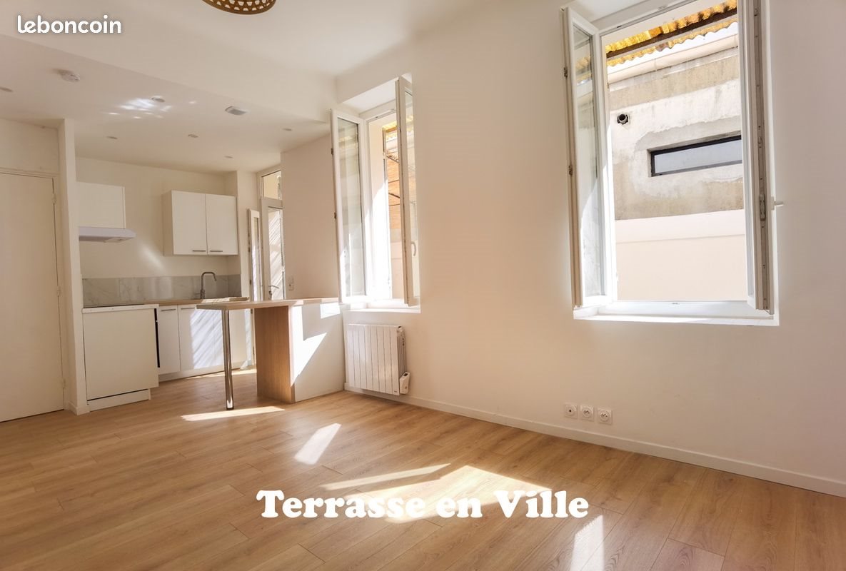 Appartement à louer, 25m², Marseille 5ème