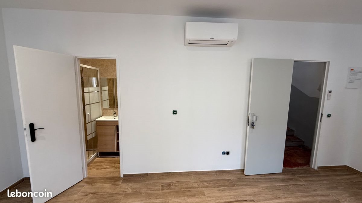 Appartement à louer, 20m², Marseille 1er