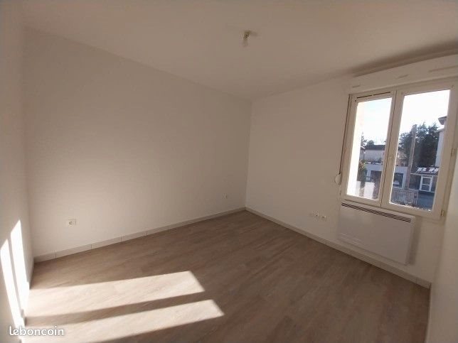 Appartement à louer, 65m², Beaurepaire