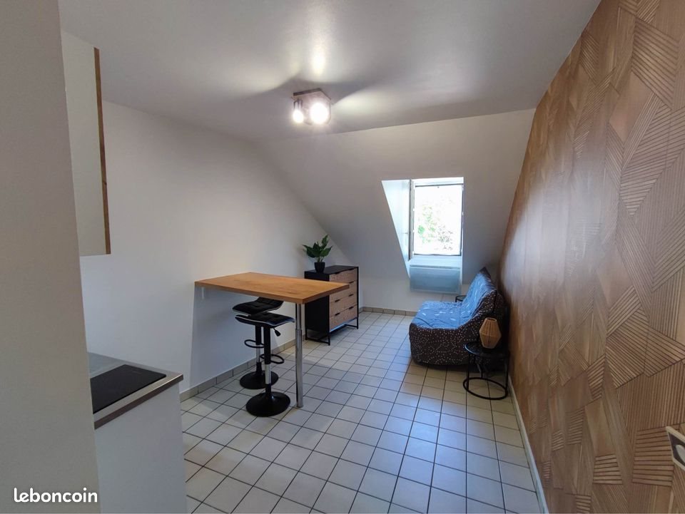 Appartement à louer, 17m², Evron