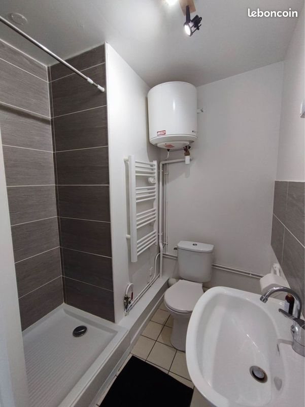 Appartement à louer, 17m², Evron