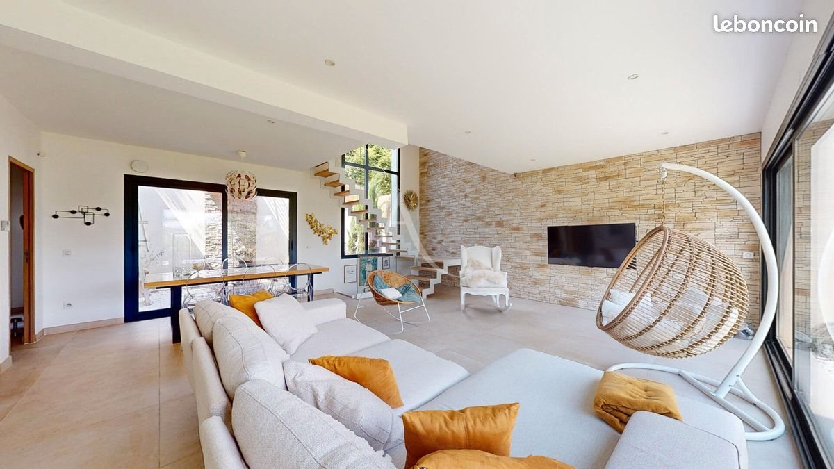 Maison à vendre, 205m², Le Mesnil-le-Roi