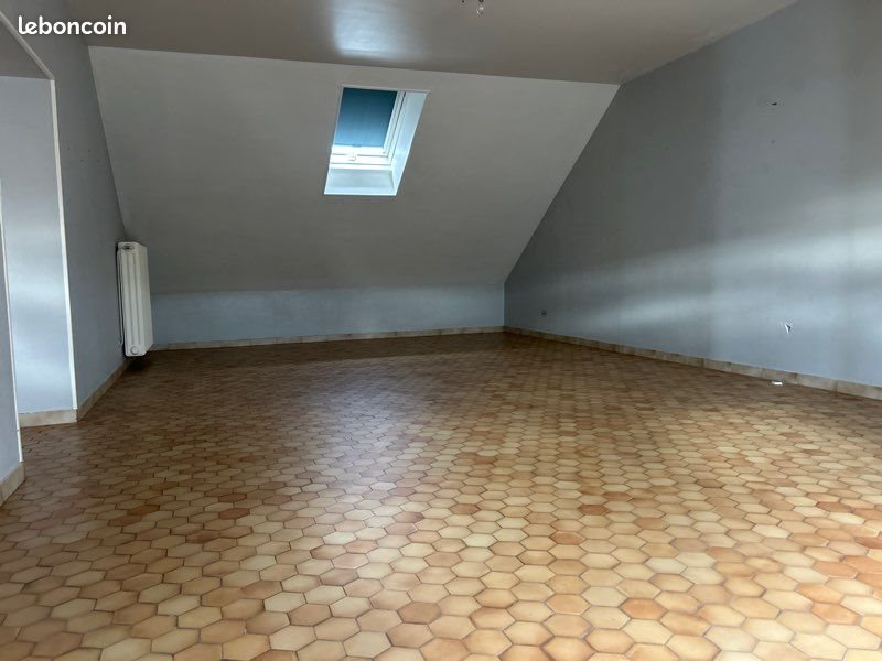 Appartement à louer, 144m², Gueugnon