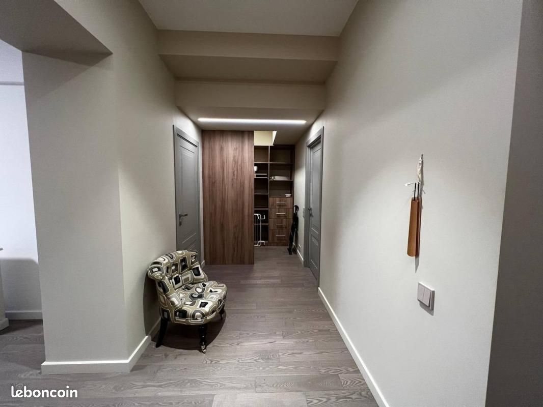 Appartement à louer, 24m², Paris 17ème