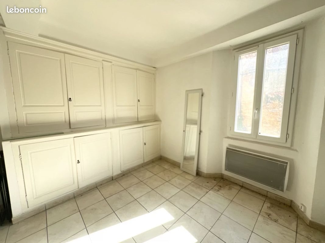 Appartement à vendre, 65m², Forcalqueiret