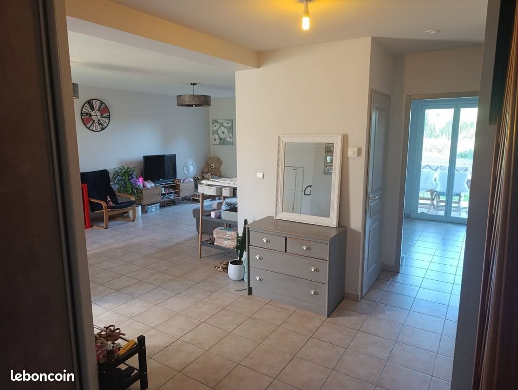 Maison à louer, 103m², Mâcon