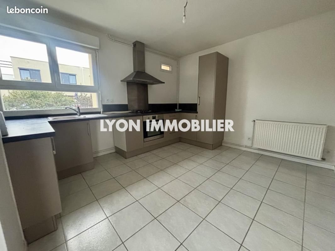 Maison à louer, 85m², Décines-Charpieu
