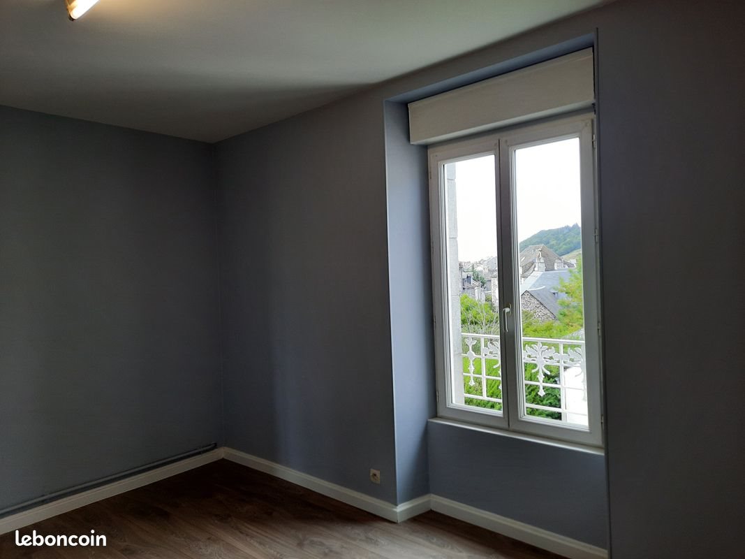 Appartement à louer, 72m², Riom-ès-Montagnes