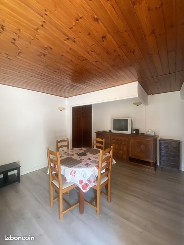 Appartement à louer, 75m², Bastia