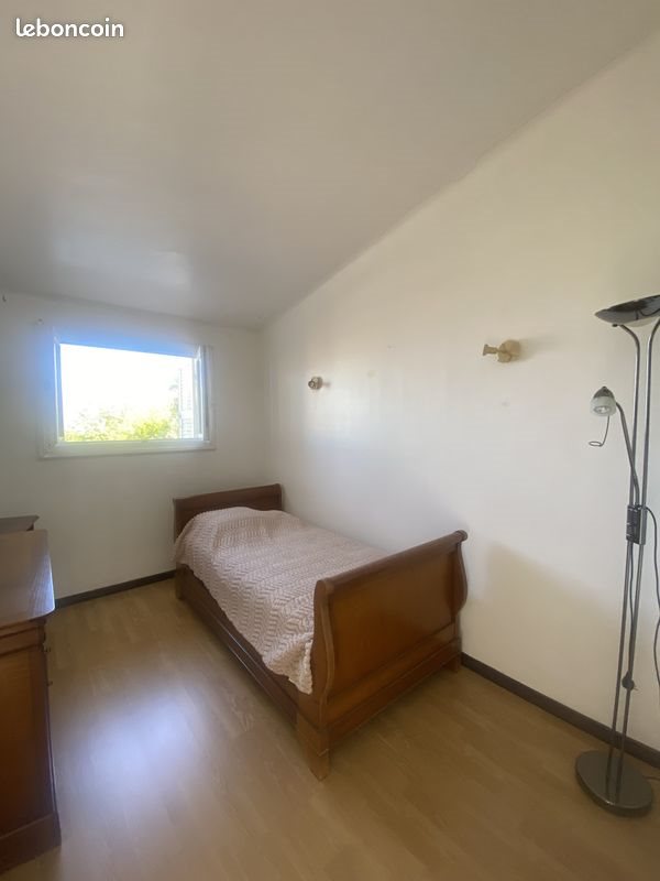 Appartement à louer, 75m², Bastia