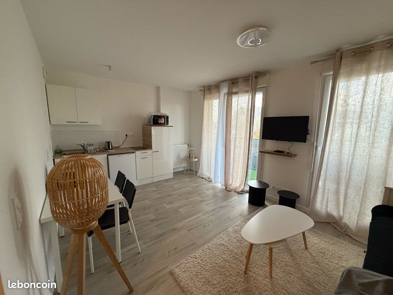 Appartement à louer, 25m², Les Ulis