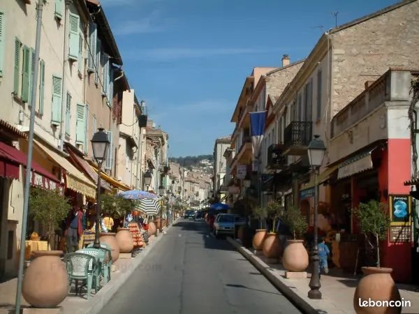 Appartement à louer, 62m², Vallauris