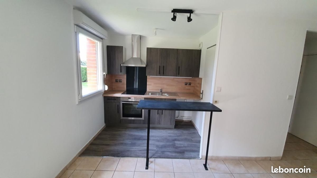 Appartement à louer, 47m², Beuvrages