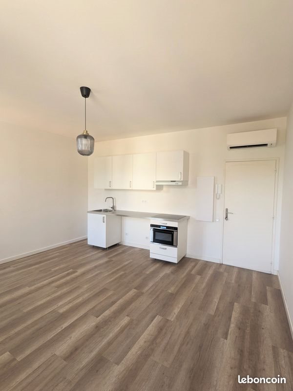 Appartement à louer, 38m², Toulon