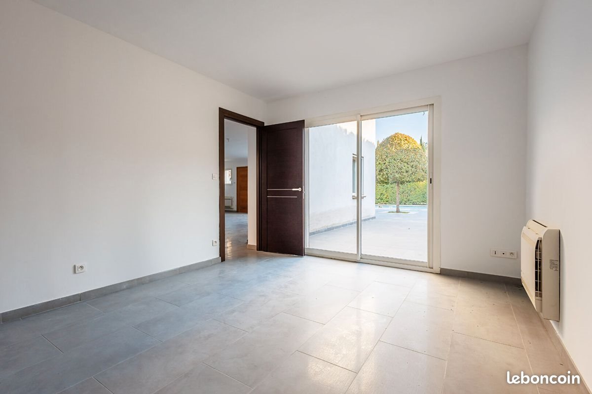 Maison à vendre, 178m², Althen-des-Paluds