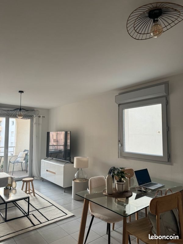 Appartement à louer, 78m², Nice