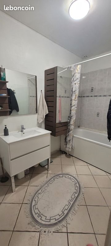 Maison à louer, 110m², Bourg-et-Comin