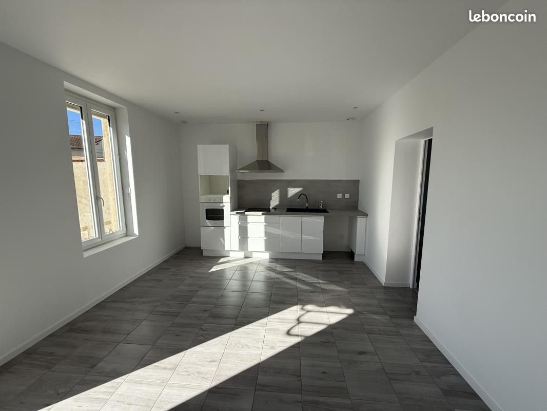 Maison à louer, 90m², Feurs