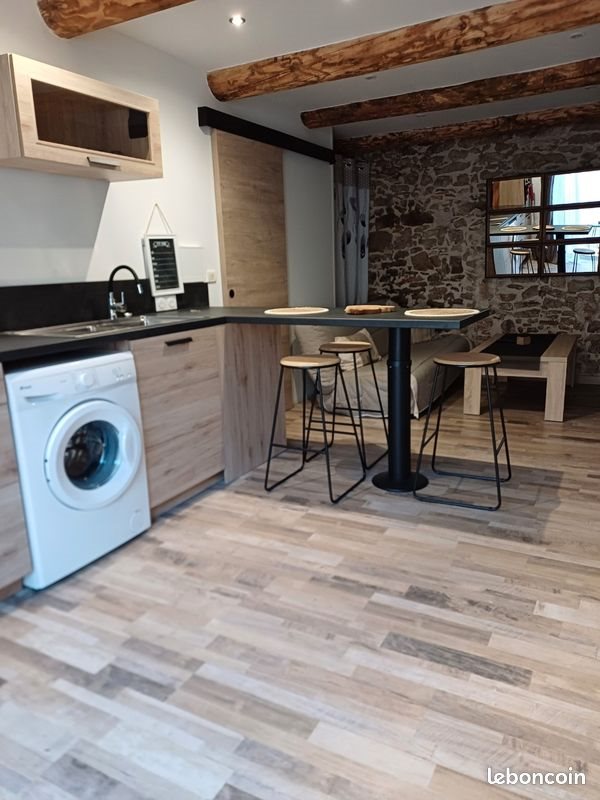 Appartement à louer, 45m², Saint-Paulet-de-Caisson