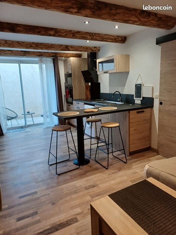 Appartement à louer, 45m², Saint-Paulet-de-Caisson
