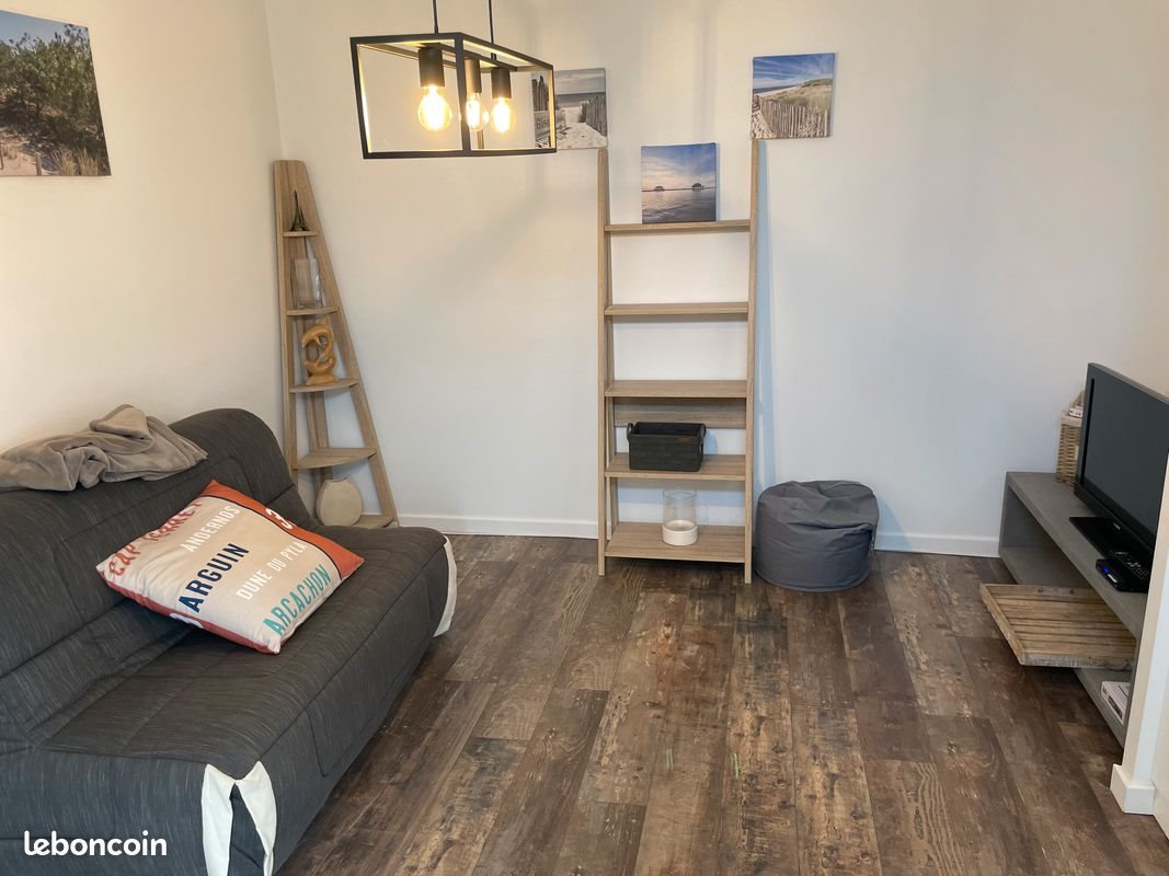 Appartement à louer, 40m², Salles