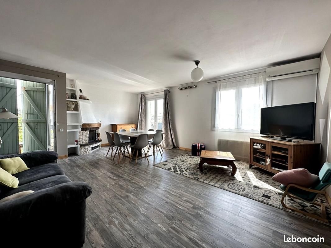 Appartement à louer, 104m², Le Soler