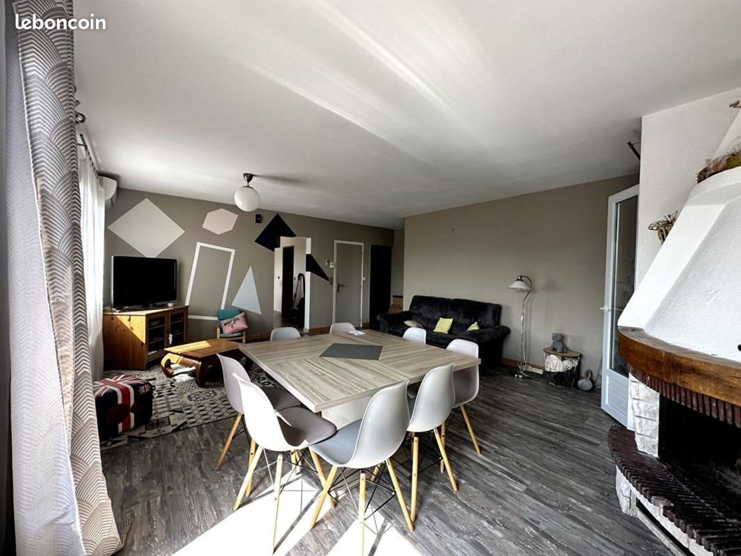 Appartement à louer, 104m², Le Soler