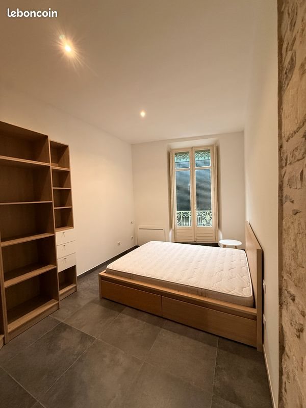 Appartement à louer, 63m², Nîmes