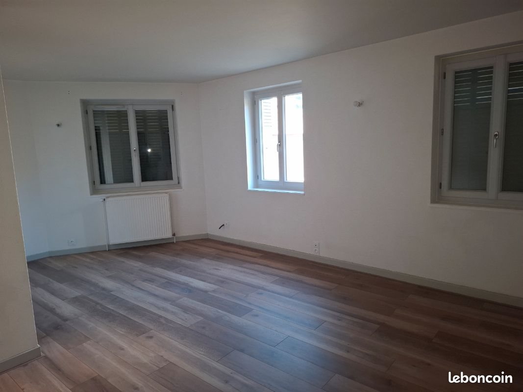 Appartement à louer, 65m², Andance