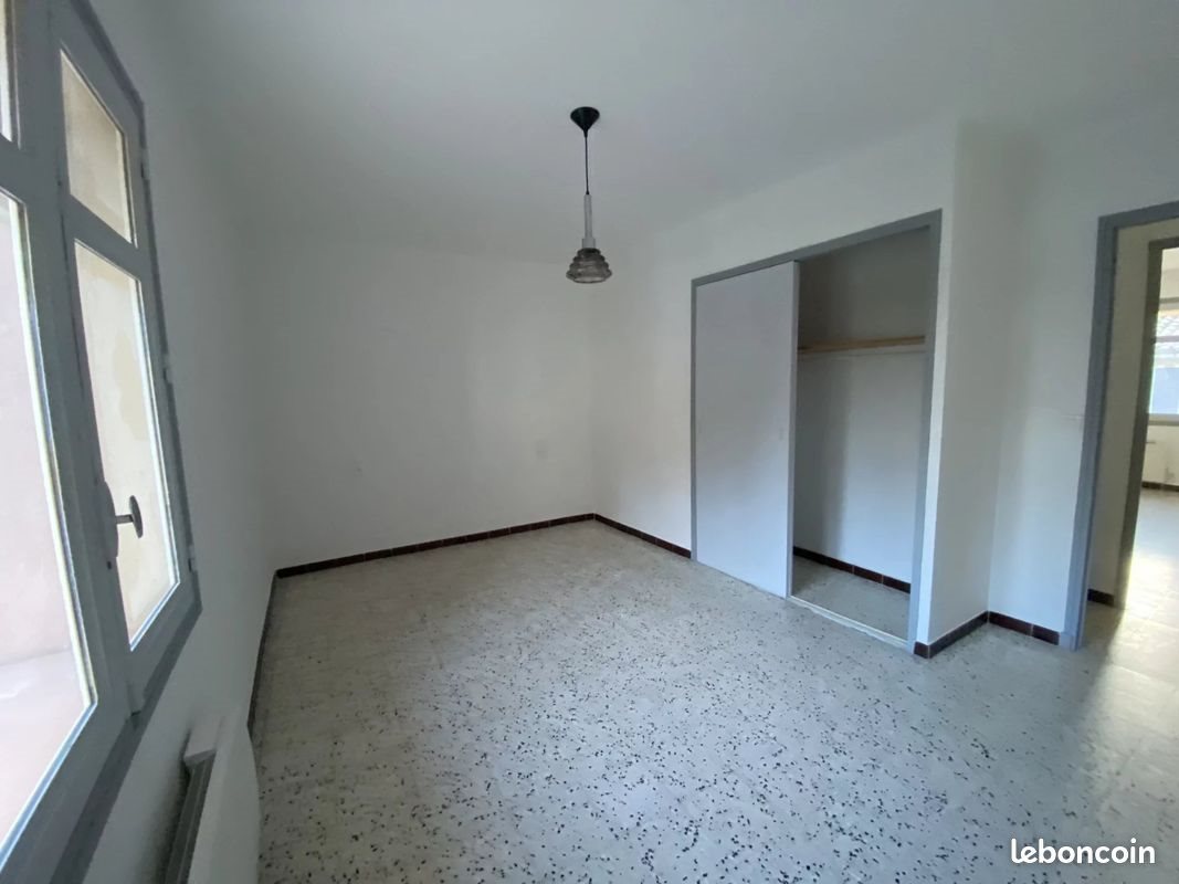 Appartement à louer, 76m², Fuveau
