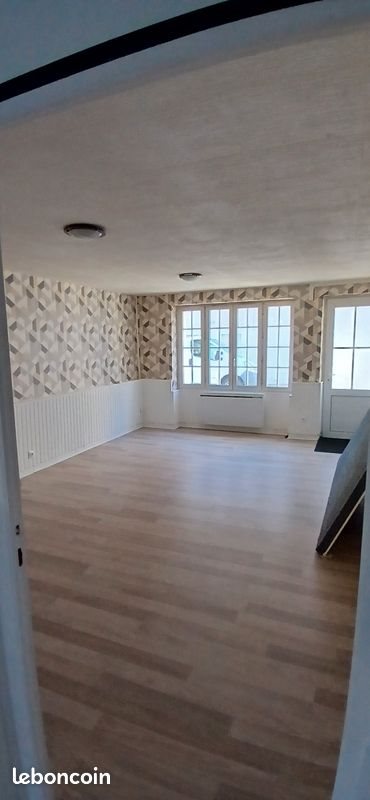 Maison à louer, 85m², Descartes