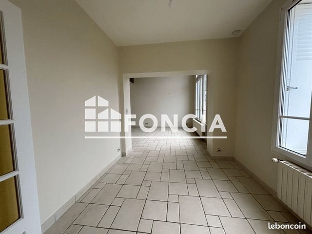 Maison à louer, 187m², Marines