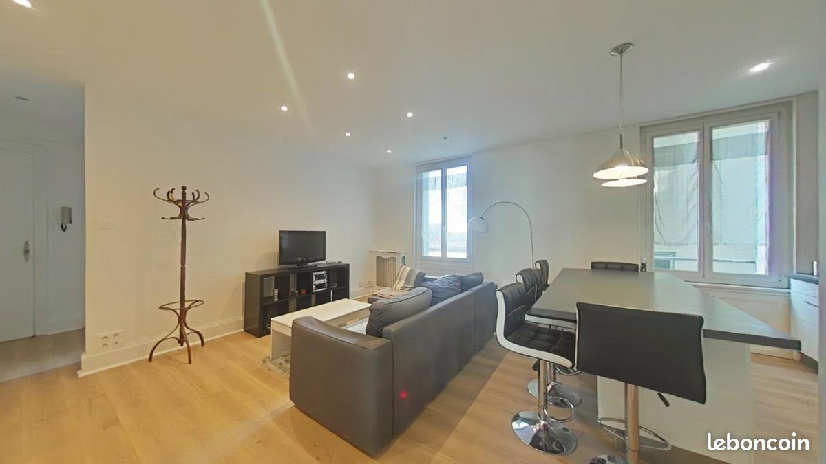 Appartement à louer, 55m², Saint-Etienne