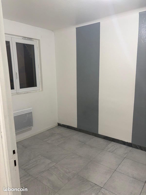 Appartement à louer, 55m², Valréas