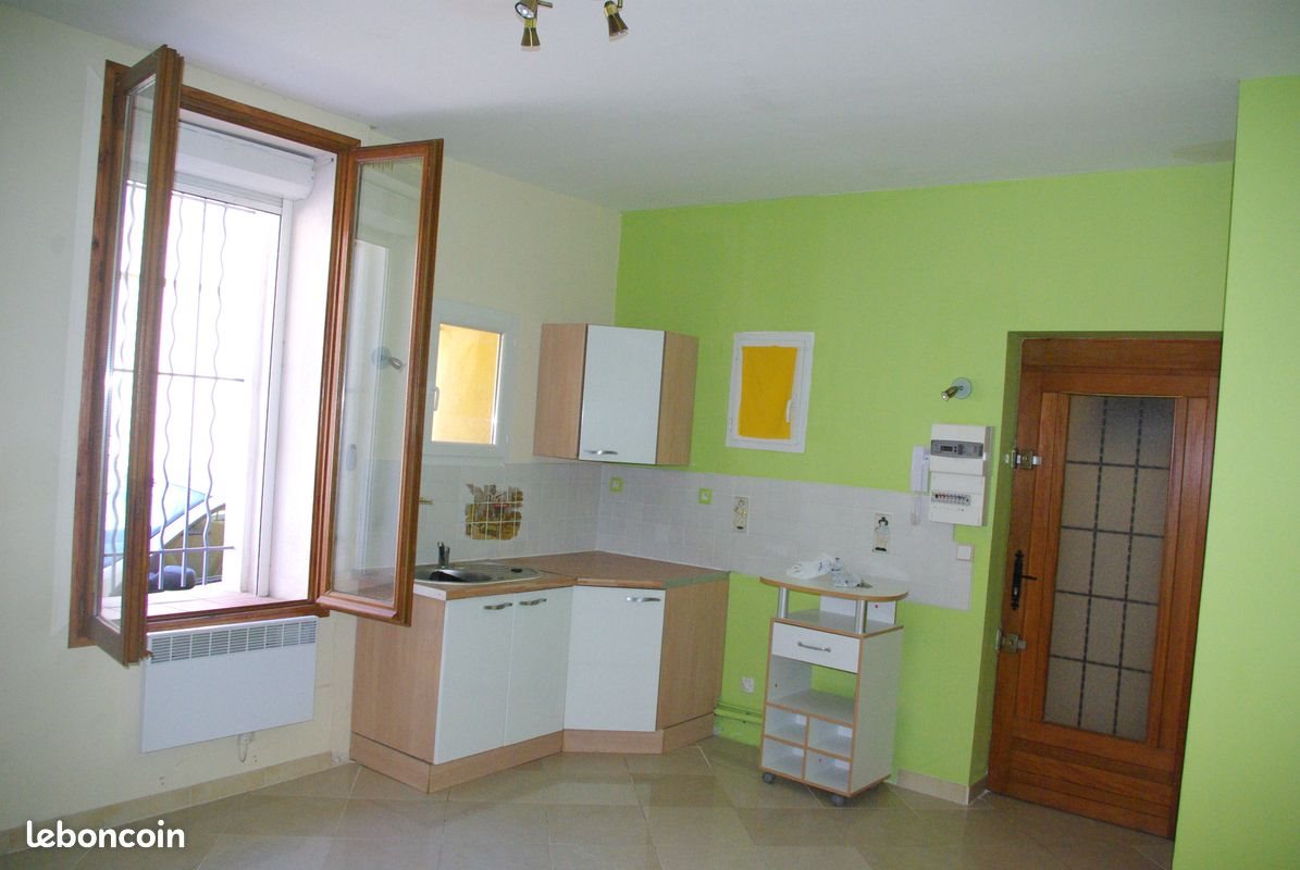 Appartement à louer, 40m², Nîmes