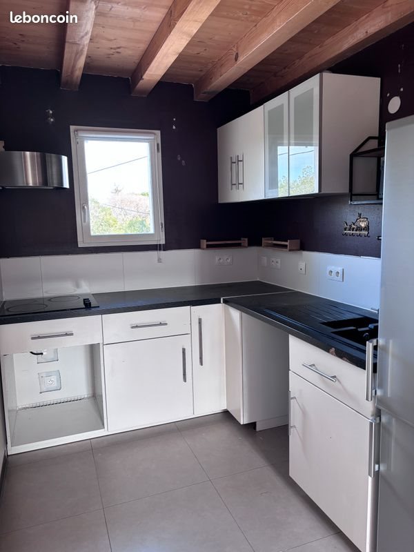 Appartement à louer, 75m², Saint-Rémy-de-Provence