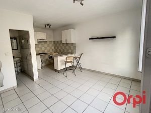 Appartement à louer, 20m², La Fare-les-Oliviers