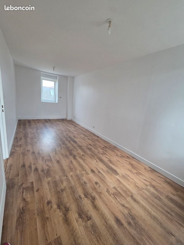 Appartement à louer, 80m², Lannilis