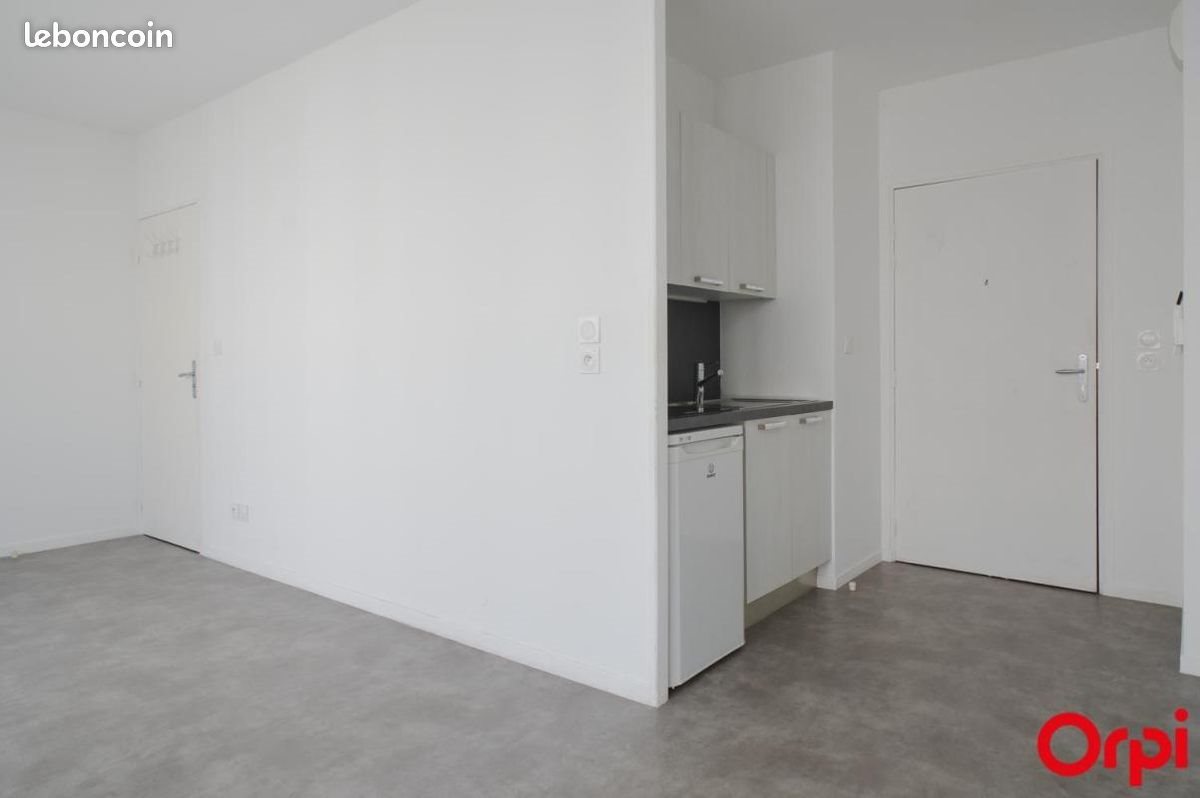 Appartement à louer, 25m², Vaulx-en-Velin